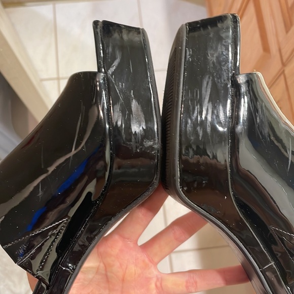 Platform Block Heel - Picture 7 of 9